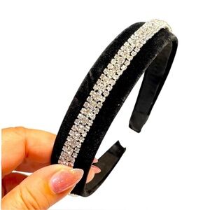 Rhinestone Beaded and crystal headband -very pretty standard size